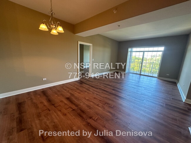 Building Photo - 1 Itasca Pl