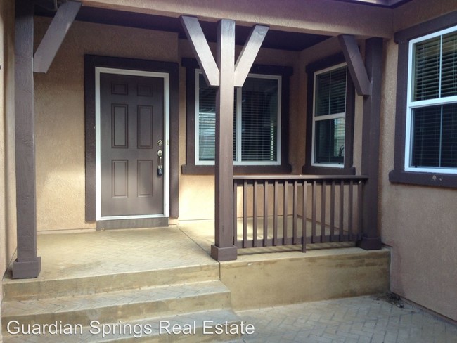 Foto del edificio - 7067 Mountain Spruce Dr