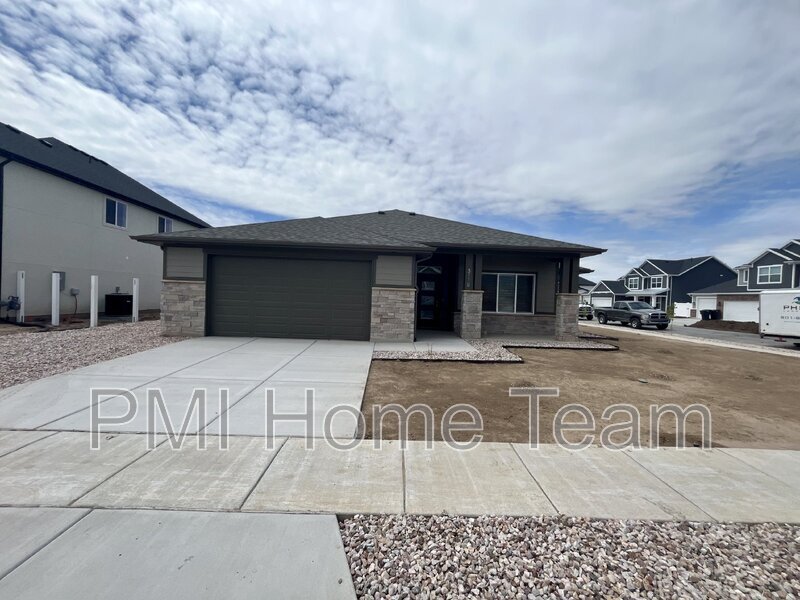 Primary Photo - 3119 N 2900 W