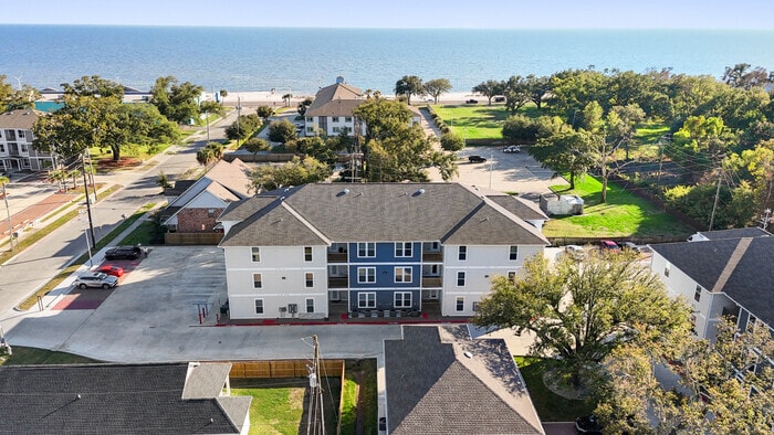 Foto principal - 133 Briarfield Ave