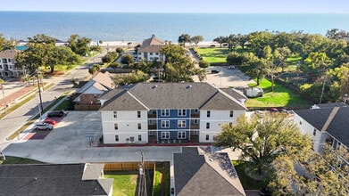 Building Photo - 133 Briarfield Ave