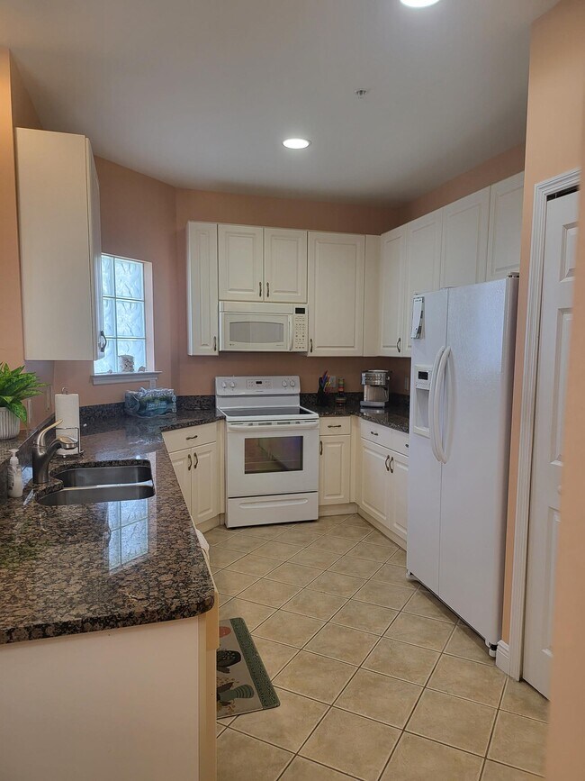 Building Photo - 1415 Sweetwater Cove