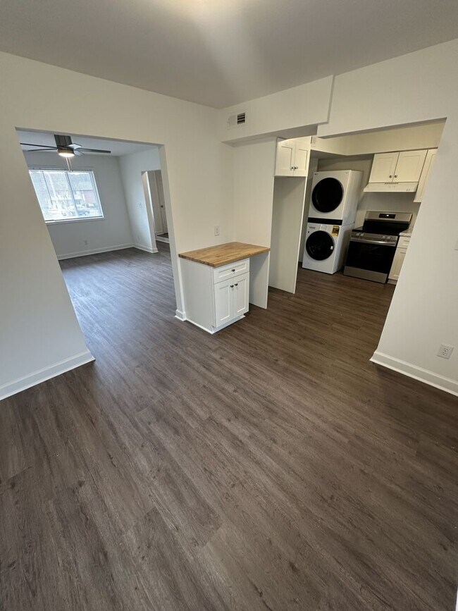 Foto del edificio - 2 Bedroom 2.5 Bathroom Condo!