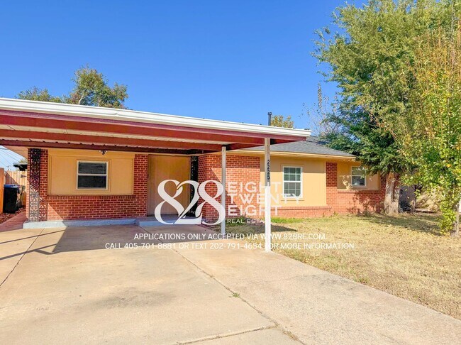 Photo - What a Deal! Spacious 4 Bed/2 Bath Brick S... House