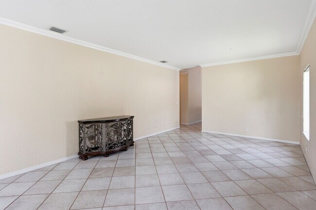 Foto del edificio - 1343 SW 44th Terrace