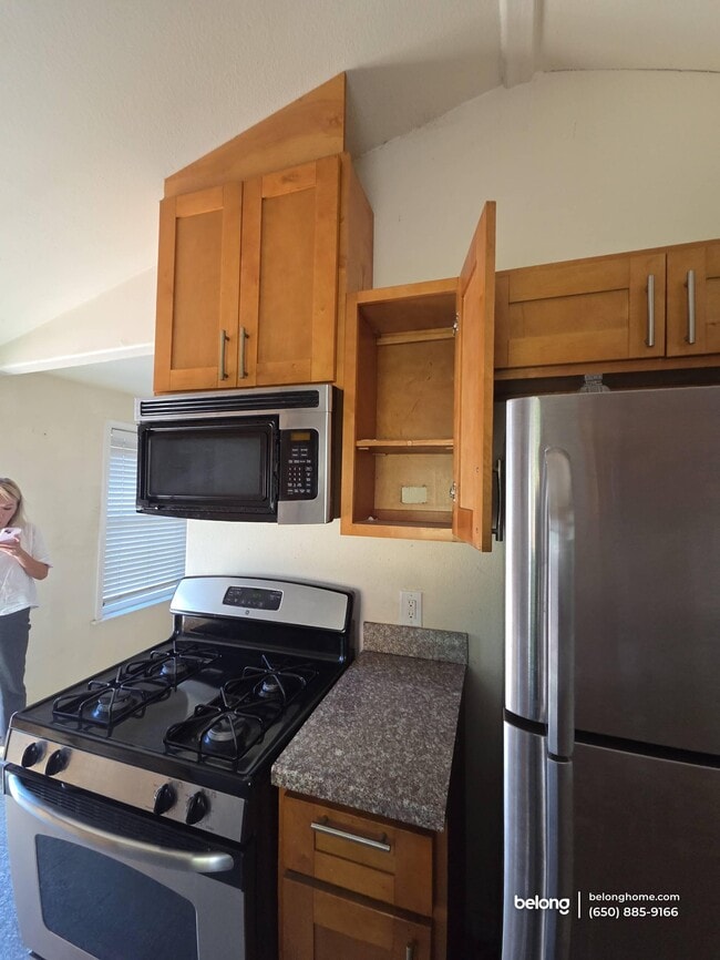 Building Photo - 1456 Darlene Dr