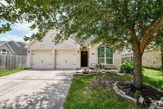 Building Photo - 26115 Serenity Oaks Dr