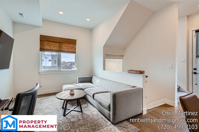 Photo - 1230 Perry St Townhome