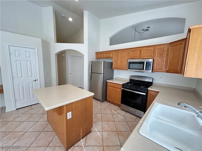 Foto del edificio - 9757 Derbyhill Cir