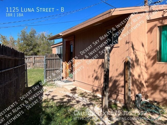 Building Photo - 1125 Luna St
