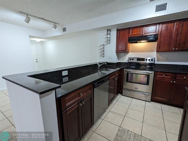 Foto del edificio - 3870 Lyons Rd
