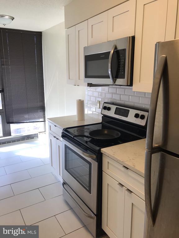 Building Photo - 2020 Walnut St