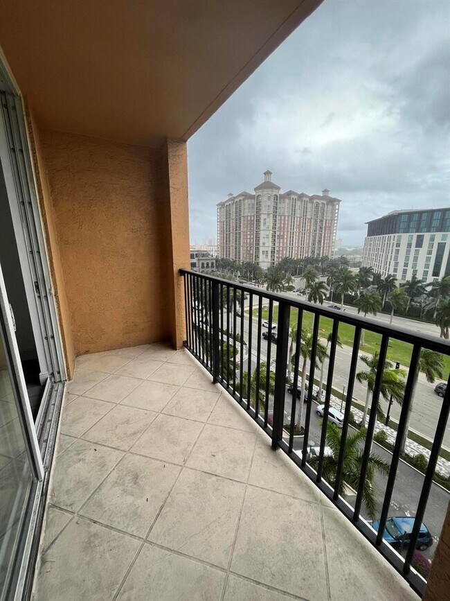 651 Okeechobee Blvd Unit 809, West Palm Beach, FL 33401 Condo for Rent in West Palm Beach, FL