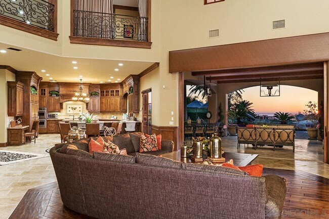 Building Photo - 5130 Rancho Del Mar Trl