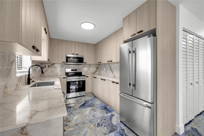 Foto del edificio - 10350 SW 48th St