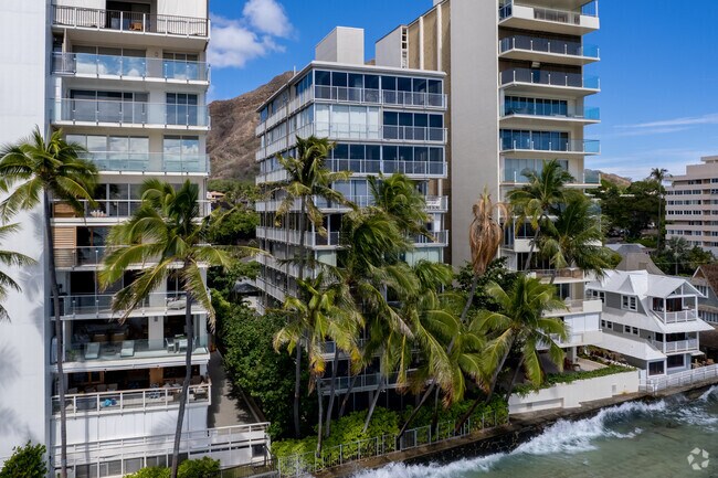 Foto del edificio - Oceanside Manor