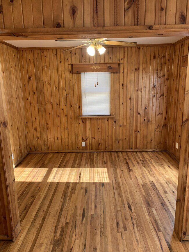 Foto del edificio - 3168 Ida St