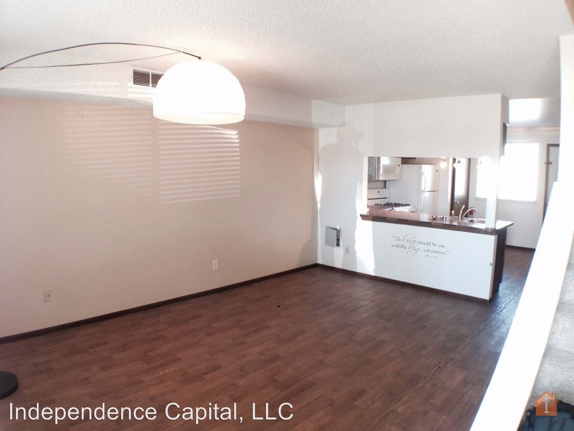 Foto principal - 907 N Tucker Ave