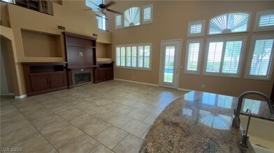 Building Photo - 10619 Sunwind Ave