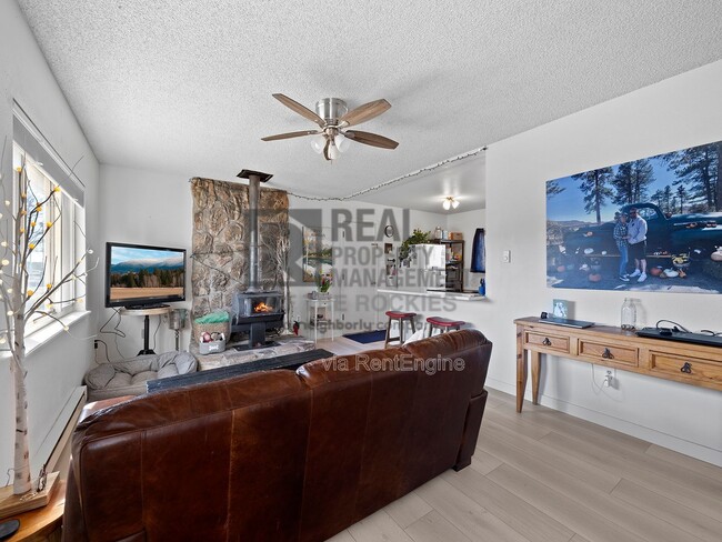 Building Photo - 1206 Ashford Dr