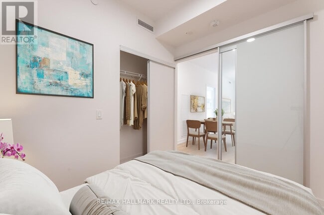 Building Photo - 150 Logan Ave