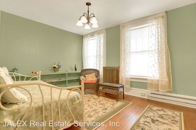 Foto del edificio - 20 W King St