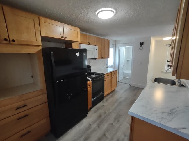 Building Photo - 10.5 Palmer St