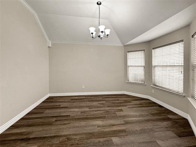 Foto del edificio - 545 Edgeview Dr