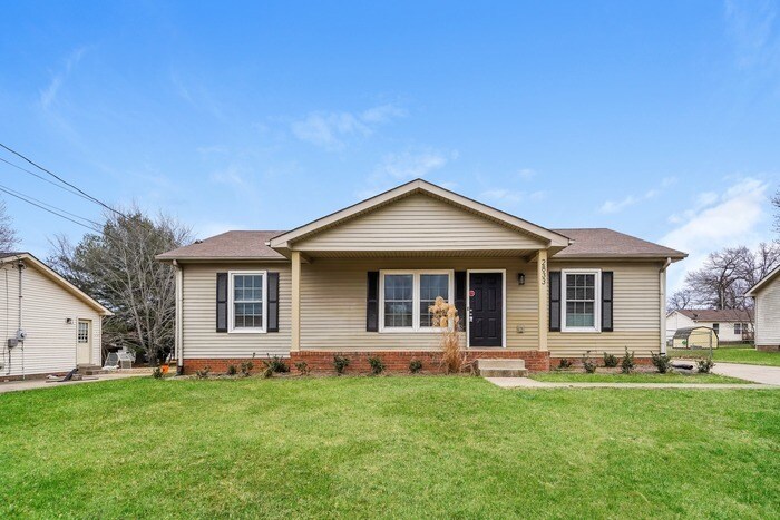 Primary Photo - 2833 Nat Hoosier Ln
