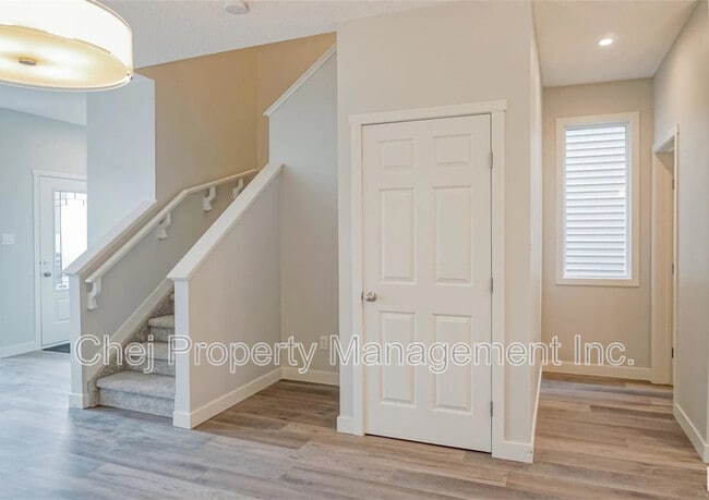 Photo du bâtiment - 17 Nouveau Dr