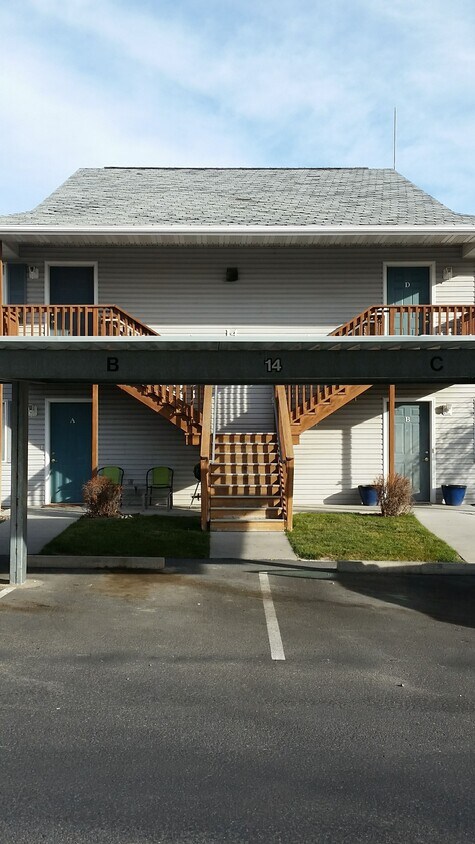2140 Elizabeth Blvd Apt 14B - 2140 Elizabeth Blvd