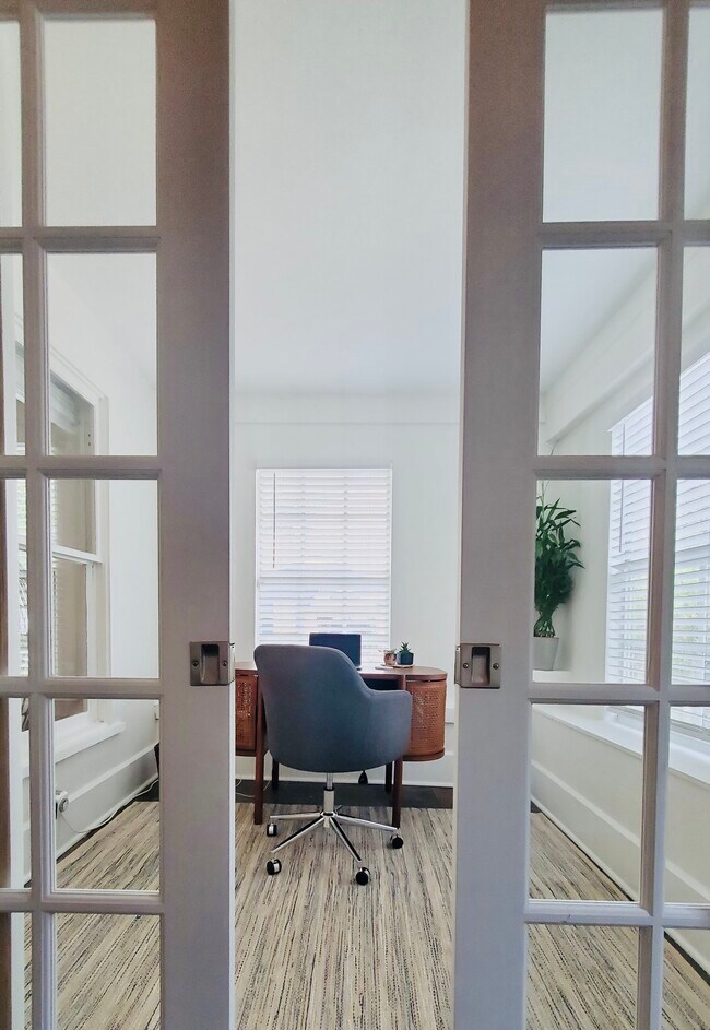 Foto del edificio - 2821 6th Ave N