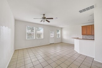 Building Photo - 6419 Calgary Woods Ln