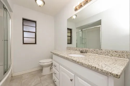 Building Photo - 814 Sandalwood Dr