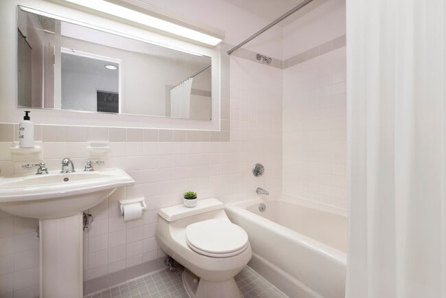 Interior Photo - Canterbury Green