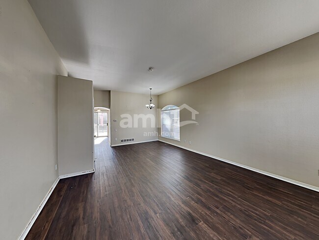 Foto del edificio - 2768 S Cathay Court