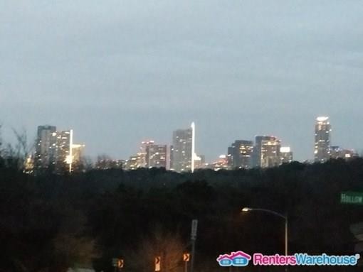 Foto del edificio - 1135 Barton Hills Dr