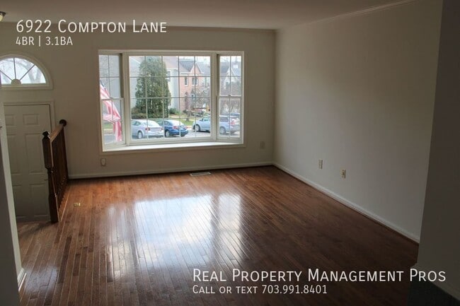 Foto del edificio - 6922 Compton Ln