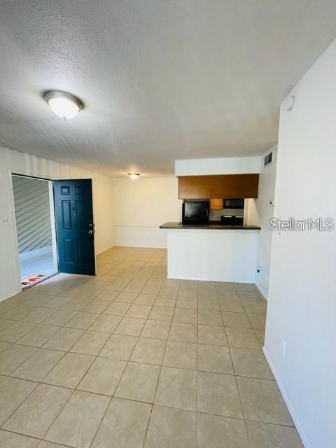 Foto del edificio - 9100 Dr M.L.K. Jr St N