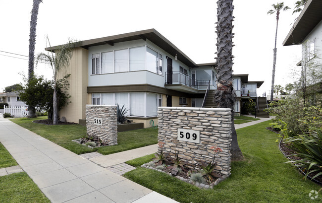 Building Photo - Johanna Apartments