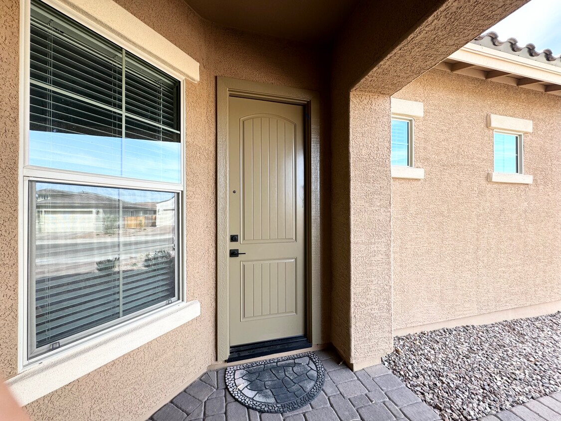 8723 W Vista Ave Unit 2 BEDS 1 BATH, Glendale, AZ 85305 Condo for