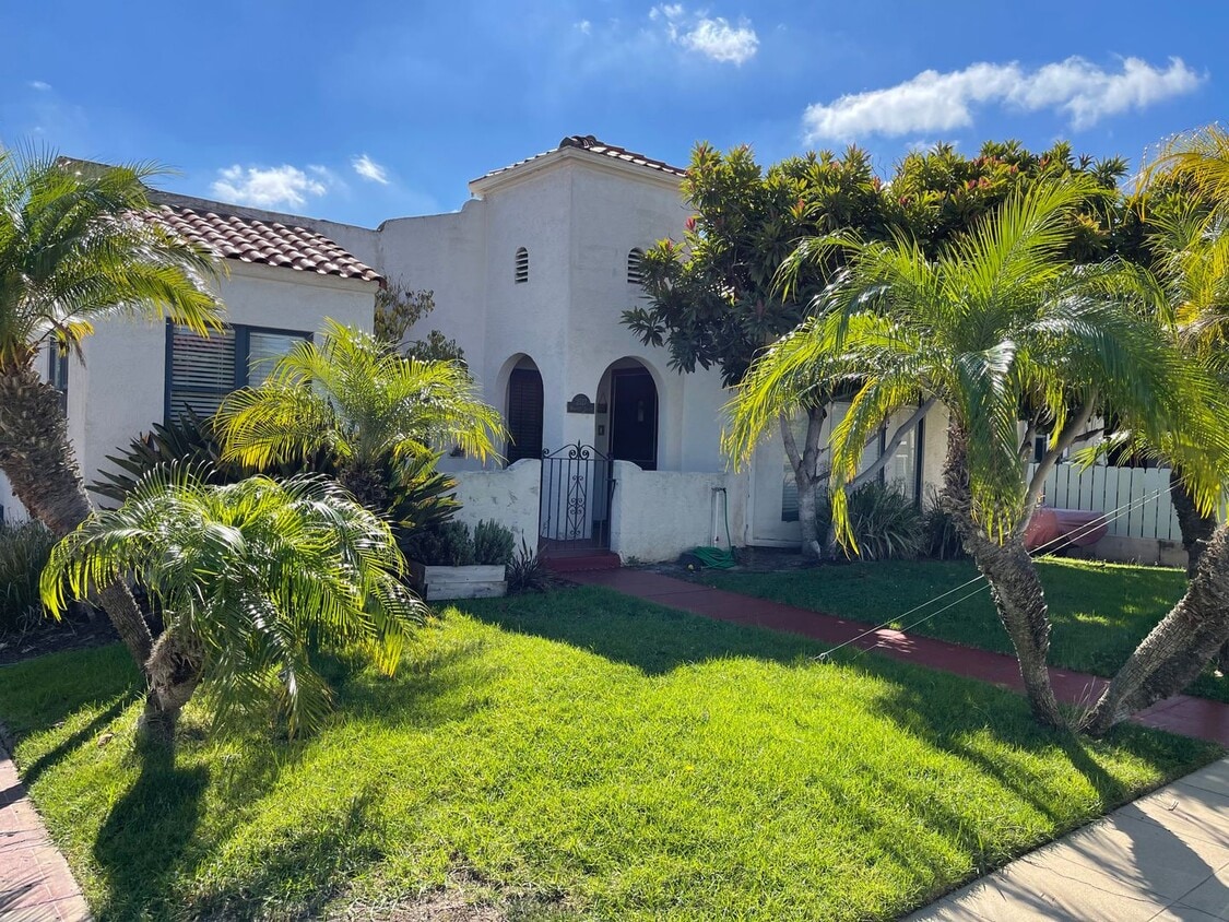 Foto principal - 2527 Bancroft St