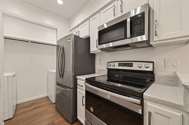 Foto del edificio - 8801 Hammerly Blvd