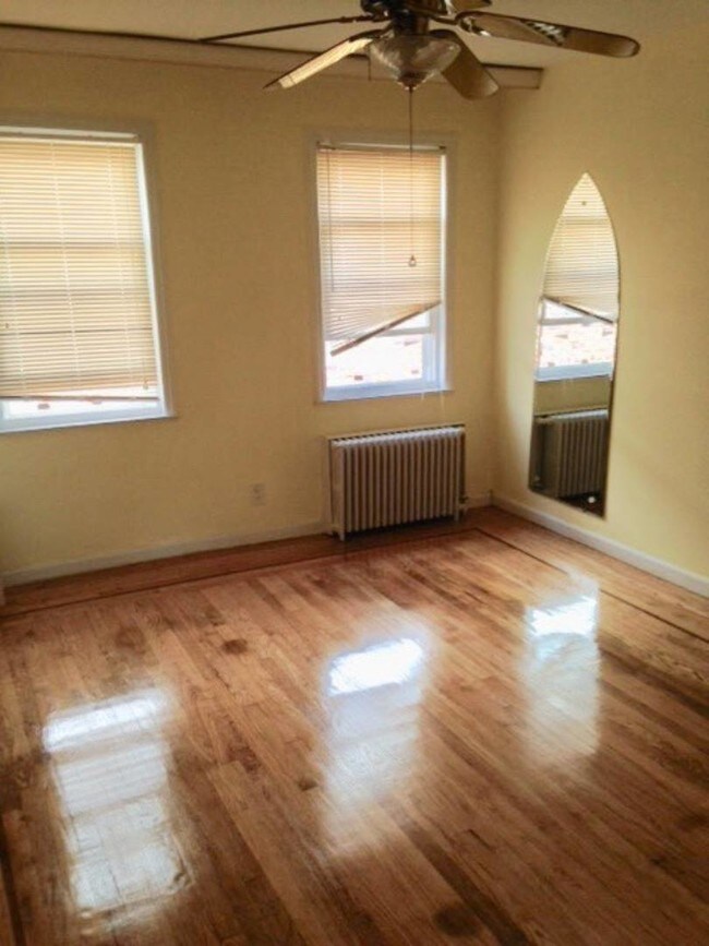 Foto del edificio - 356 Liberty Ave