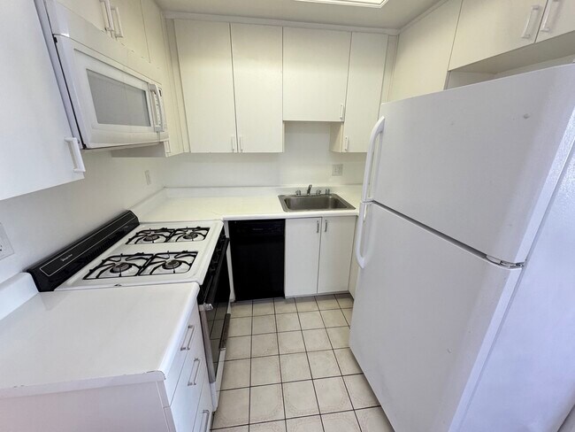 Foto del edificio - 2525 S Sepulveda Blvd