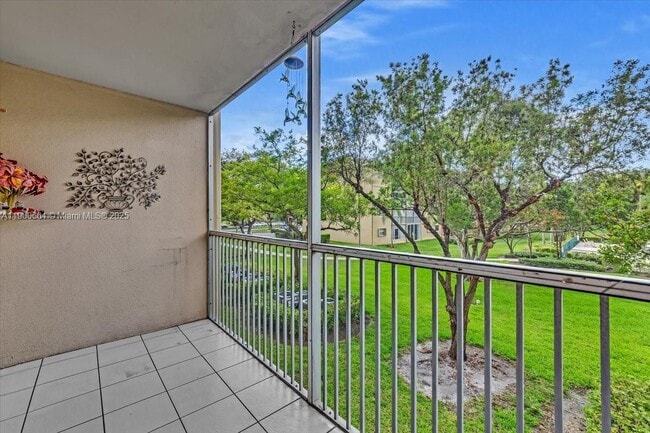 Foto del edificio - 12501 SW 14th St