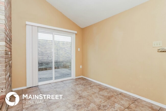 Building Photo - 11319 Cache Path