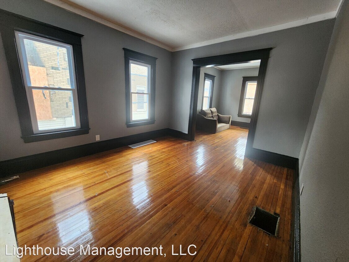 67 Leo St, Rochester, NY 14621 - House Rental in Rochester, NY ...