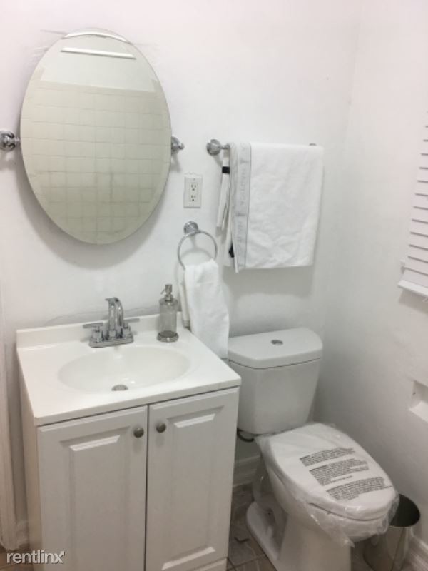 Building Photo - 1 br, 1 bath House - 5418 Gifford Avenue