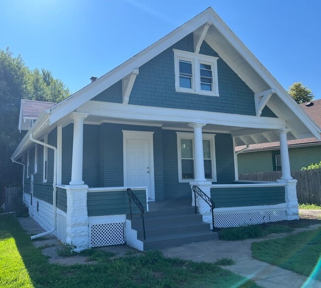 Foto del edificio - Remodeled 2BR+ Home in Adams Park!